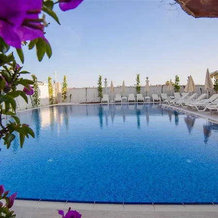 Lägenhetshotell Happy Family Manavgat