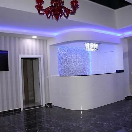 Happy Family Apartmanhotel 3*