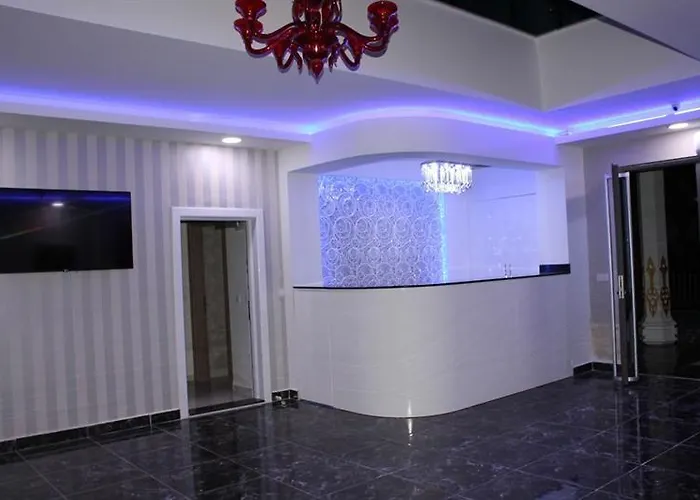 Happy Family Aparthotel 3*